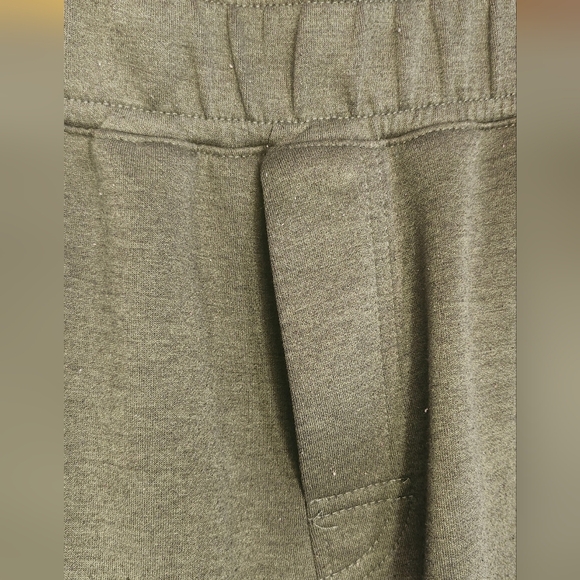 Mitre Men's Green Medium Jogger Sweatpants - Picture 3 of 13